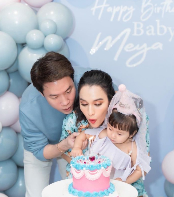 หยาดทิพย์ ราชปาล ประวัติ