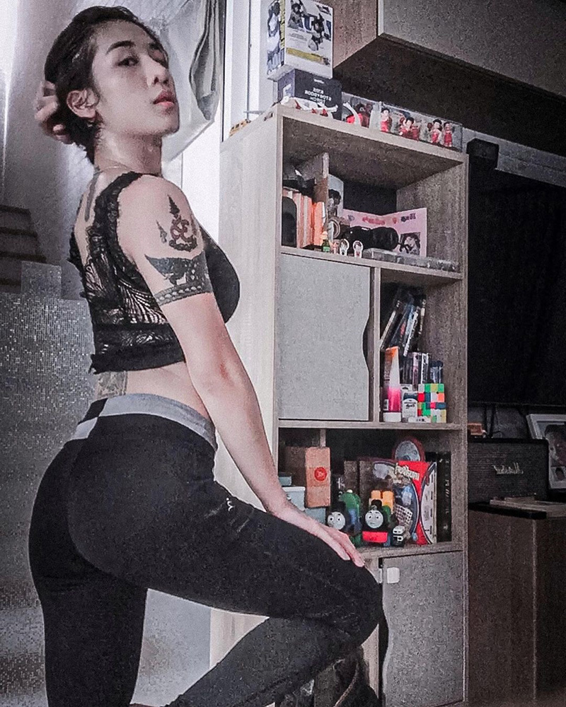 แตงกวา จิราพร