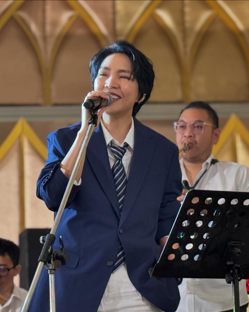 โรส ศิรินทิพย์ ร้องเพลง