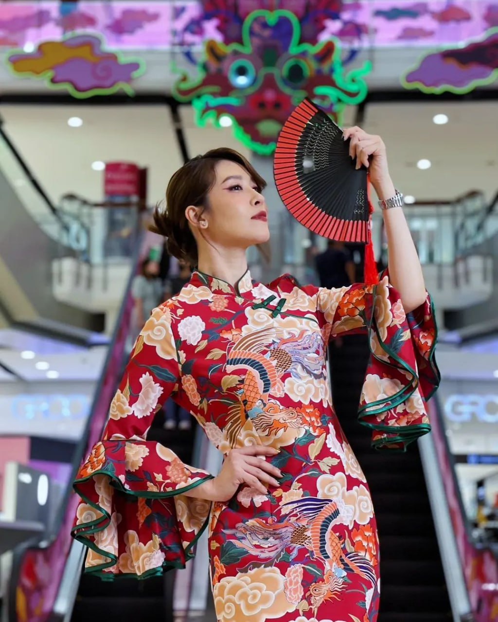 เชียร์ ฑิฆัมพร