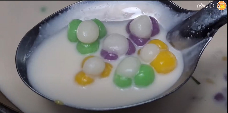 บัวลอยดอกไม้สีสวยจากธรรมชาติ วิธีทำ