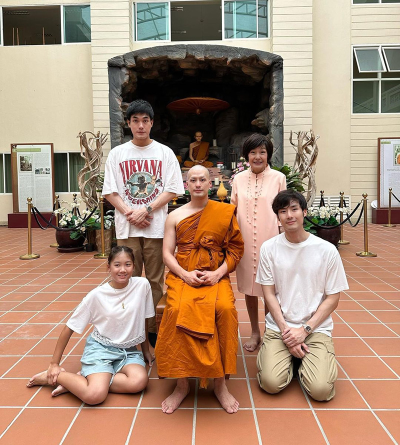 บอย ปกรณ์ บวชแล้ว ได้ฉายา กตปุญฺโญ ครอบครัว เฟย์ ร่วมอนุโมทนาบุญ