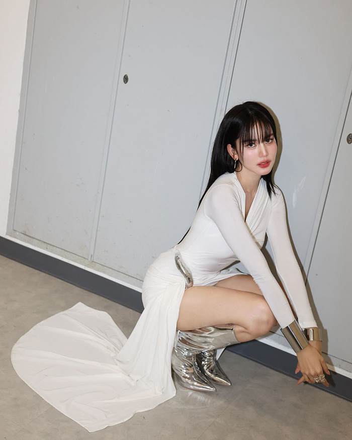 โบว์ เมลดา 