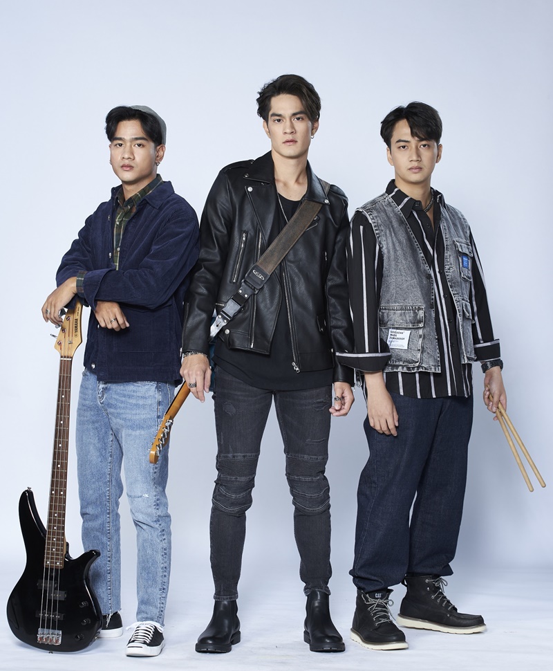 ลูกผู้ชายหัวใจเพชร ละคร