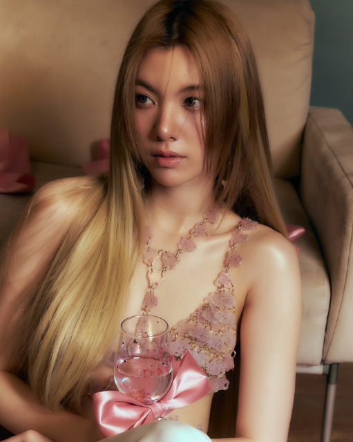 ส่องภาพอดีต-ปัจจุบัน ออม กรณ์นภัส นางเอกหน้าหมวย ยิ่งโตยิ่งสวย ออร่าพุ่งแรง