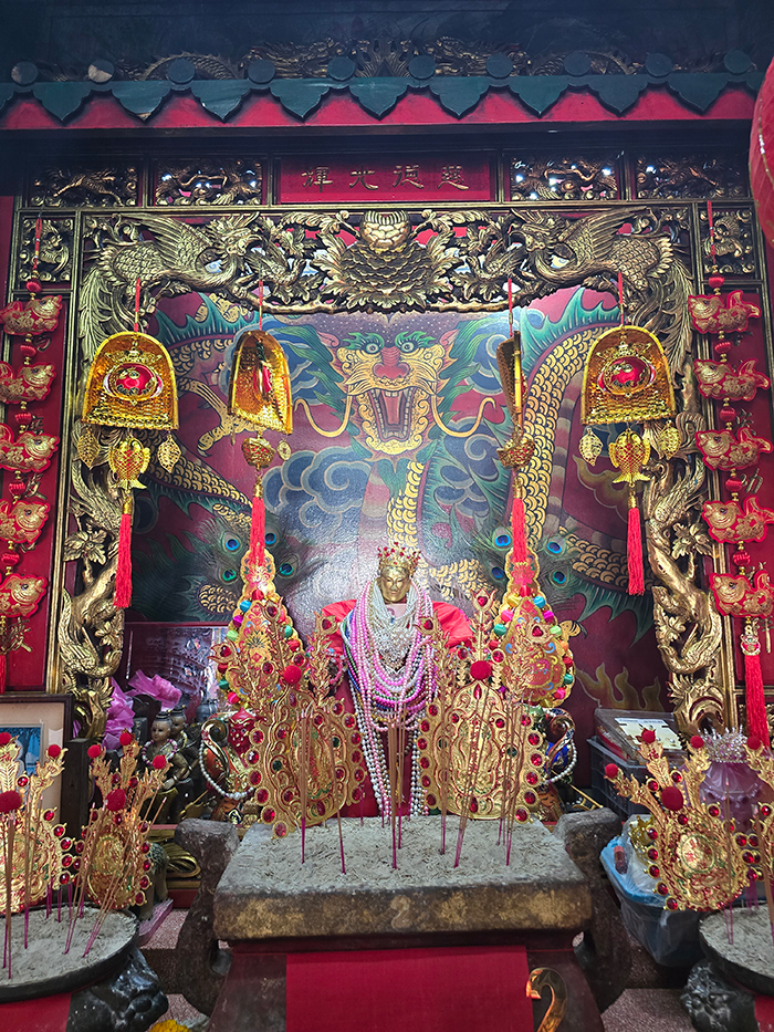 ศาลเจ้าแม่ทับทิมท้ายบ้าน สมุทรปราการ