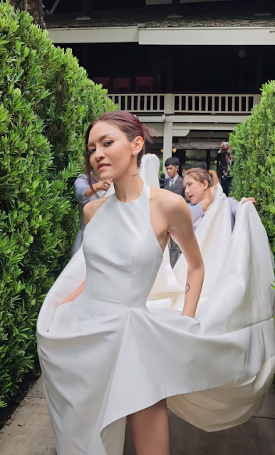 แพท วง Klear ชุดแต่งงาน