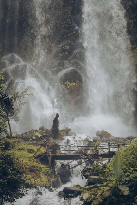 น้ำตกห้วยน้ำเย็น อมก๋อย เชียงใหม่ 