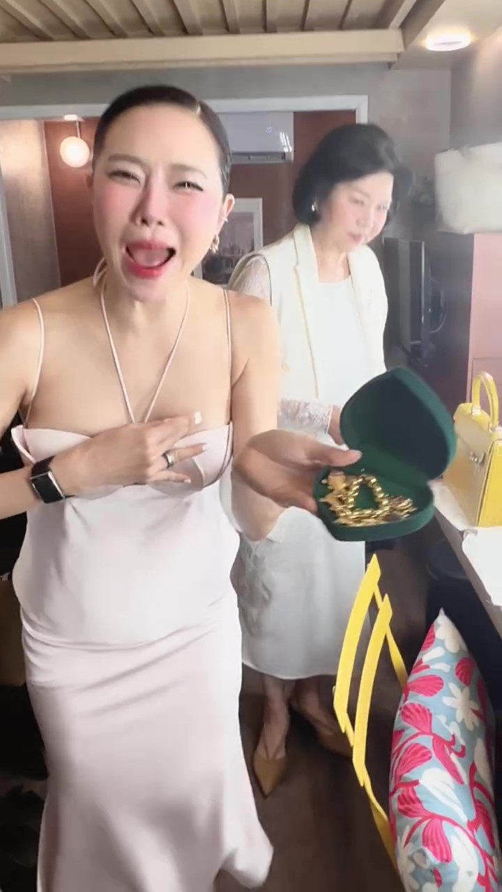 คริส หอวัง พลอย หอวัง เต Three Man Down