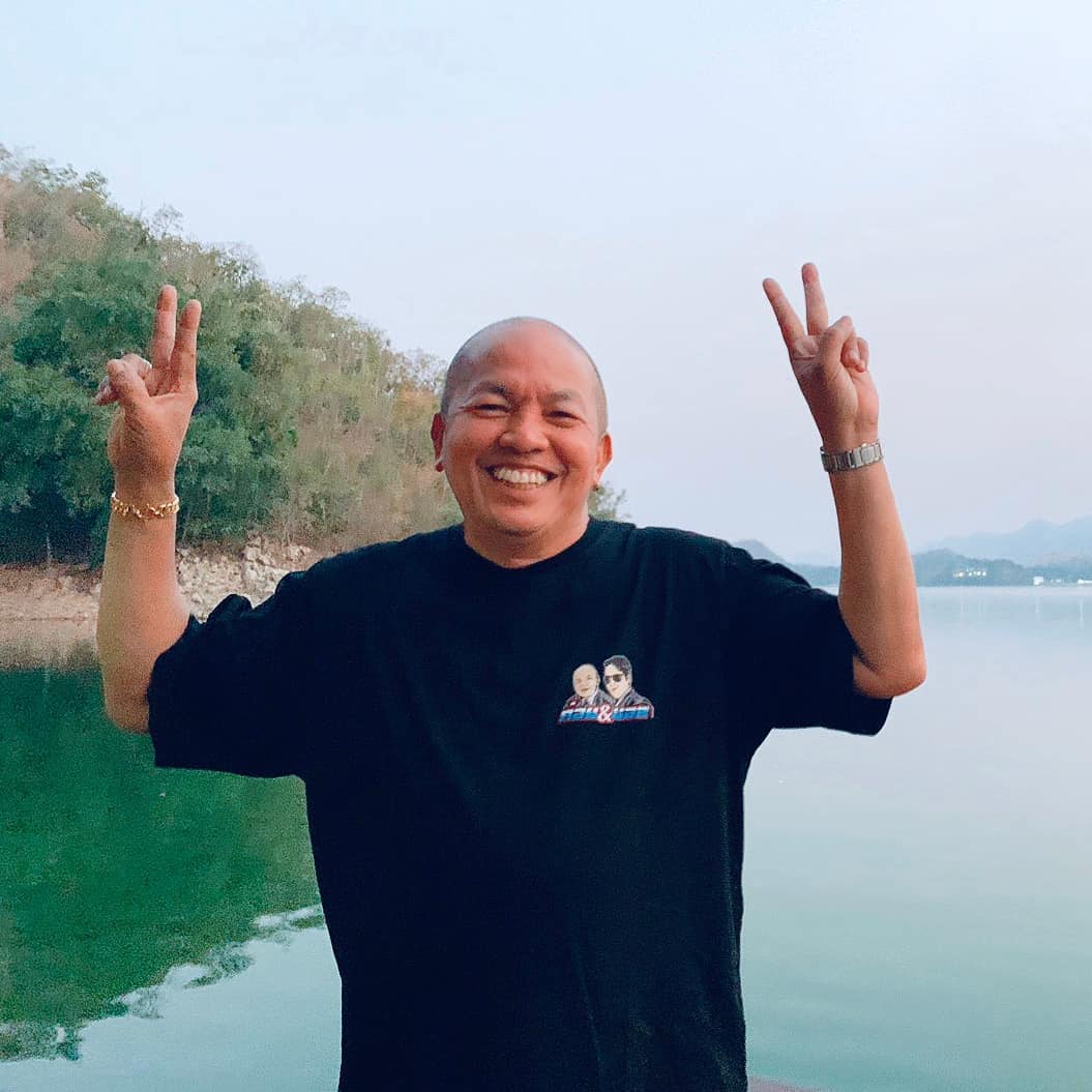 น้าค่อม