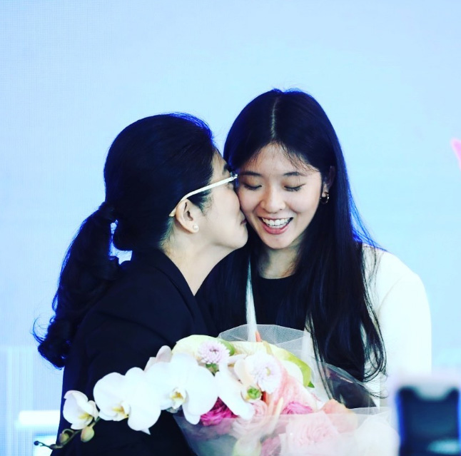 จินนี่ ยศสุดา