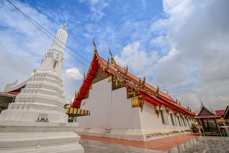 ที่เที่ยวอ่างทอง