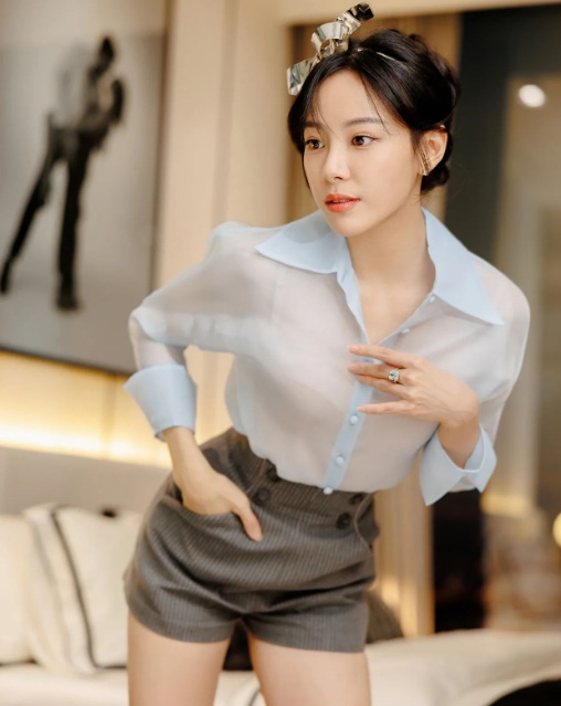 ทับทิม มัลลิกา ประวัติอดีตพิธีกรวัยรุ่นชื่อดัง กับชีวิตปัจจุบันที่หลายคนอยากรู้