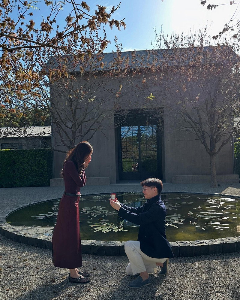  เกิร์ลกรุ๊ปสาวเซอร์ไพรส์ แฟนหนุ่มนักธุรกิจขอแต่งงาน