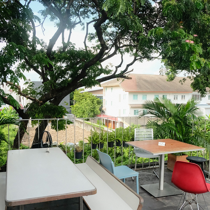 คาเฟ่ลาดพร้าว71