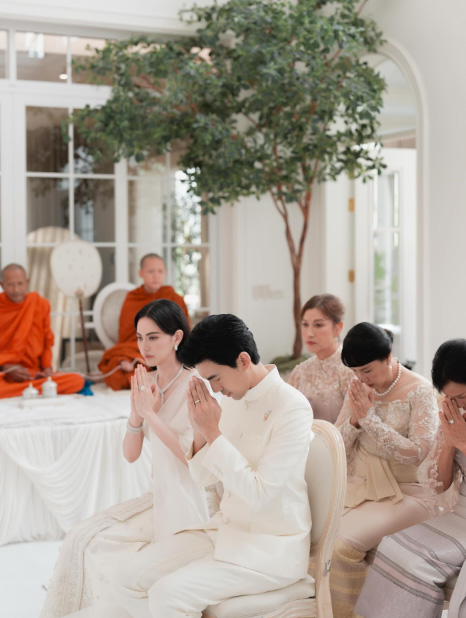 ใหม่ ดาวิกา