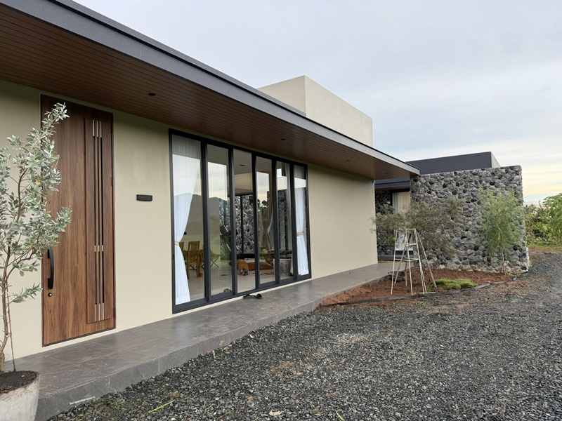 บ้านกลางทุ่งนา