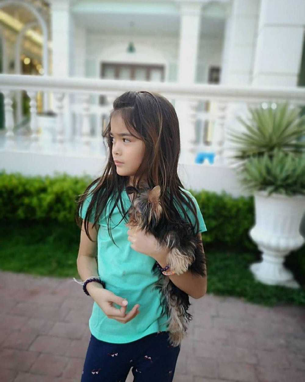 น้องลียา