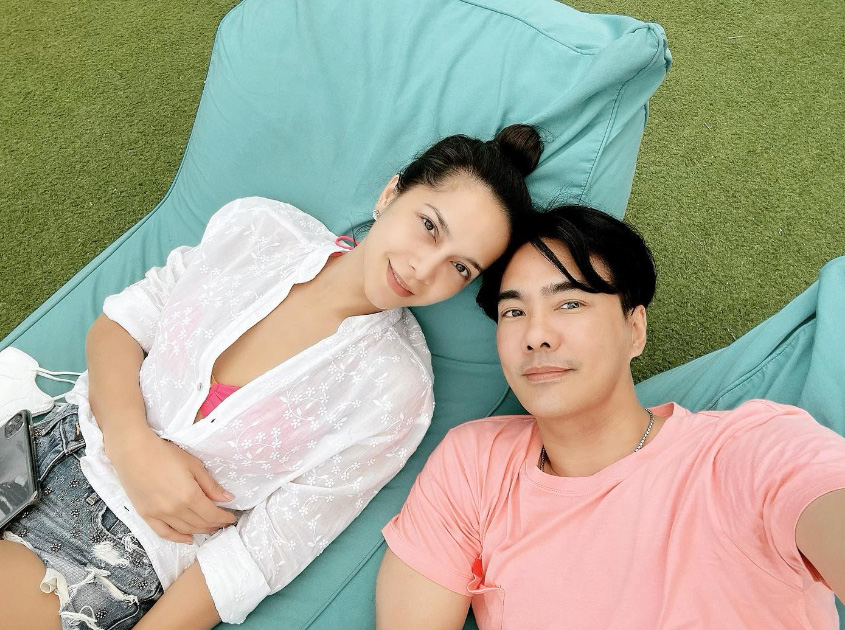 เคลลี่ ธนะพัฒน์ แฟนดารา