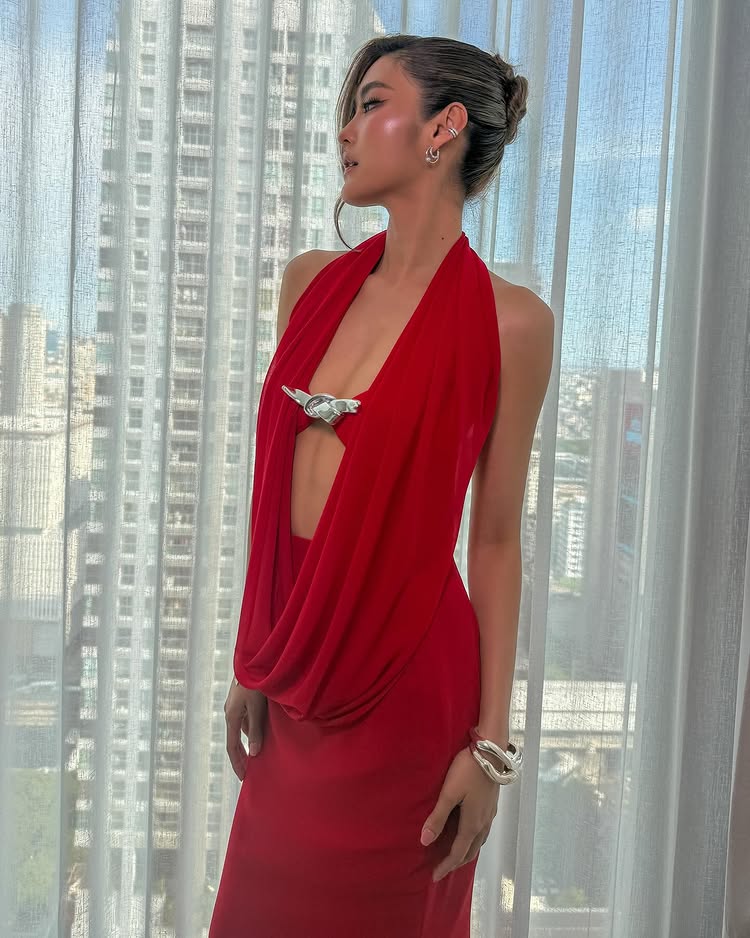 โยเกิร์ต ณัฐฐชาช์ นุ่งบิกินี่อวดหุ่นสับ อื้อหือ เผ็ดร้อนกว่าอากาศ