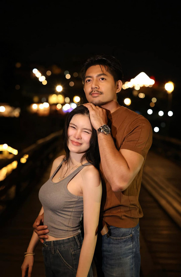 เอ๋ มิรา ชลวิรัล