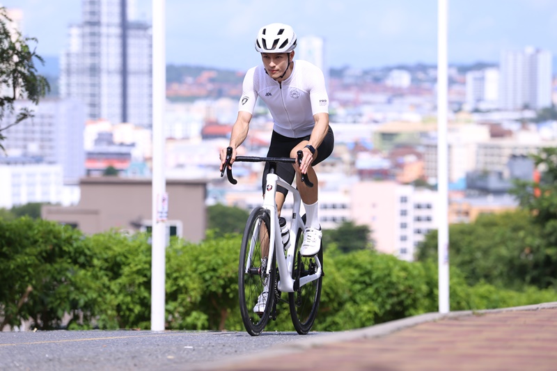 Love Like A Bike ปั่นไปให้ถึงรัก