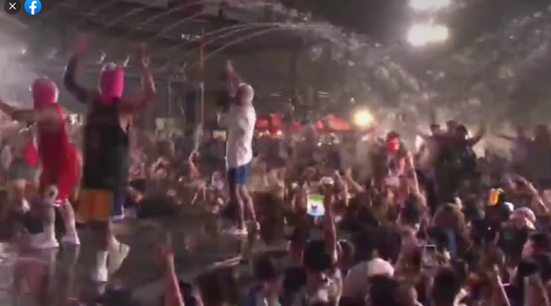 แจ๊ส ชวนชื่น