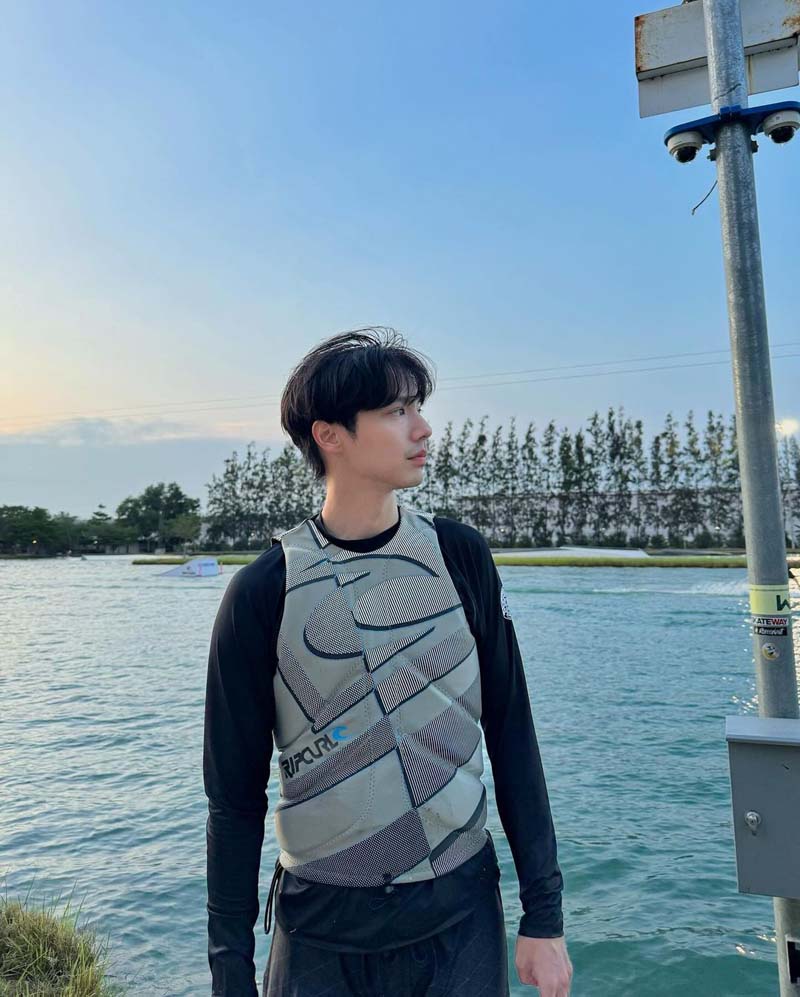 จ็อบ ธัชพล