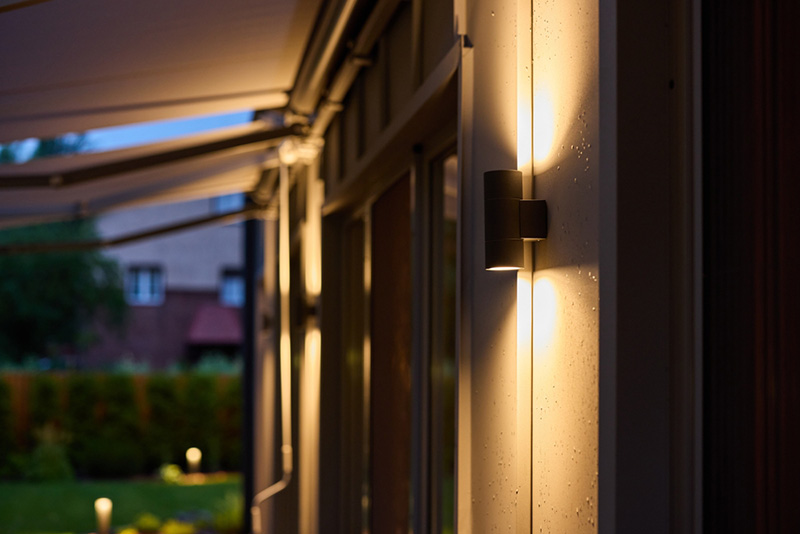 โคมไฟติดผนัง