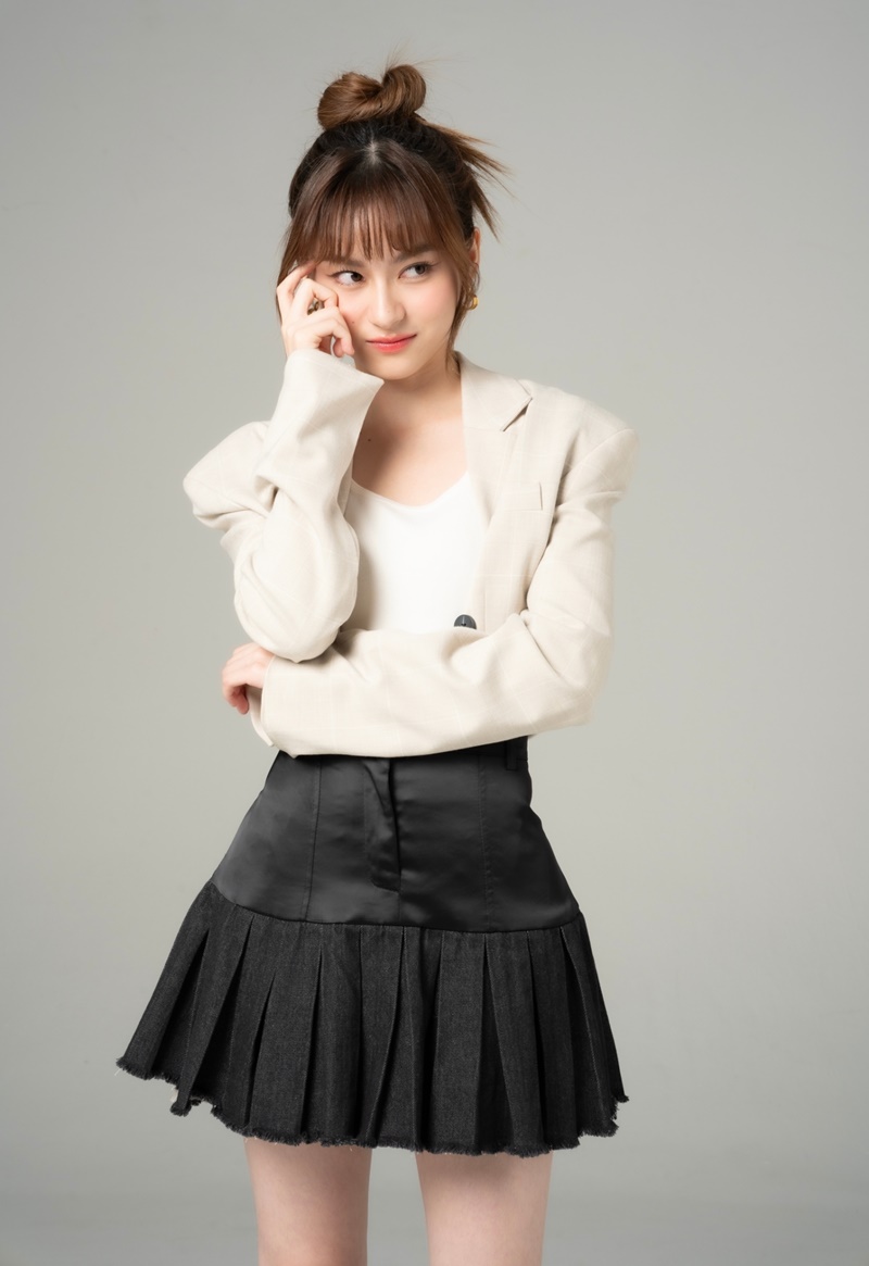 เพราะเธอคือรักแรก A Love So Beautiful