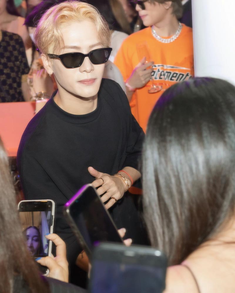 ดาราร่วมปาร์ตี้ แจ็คสัน หวัง