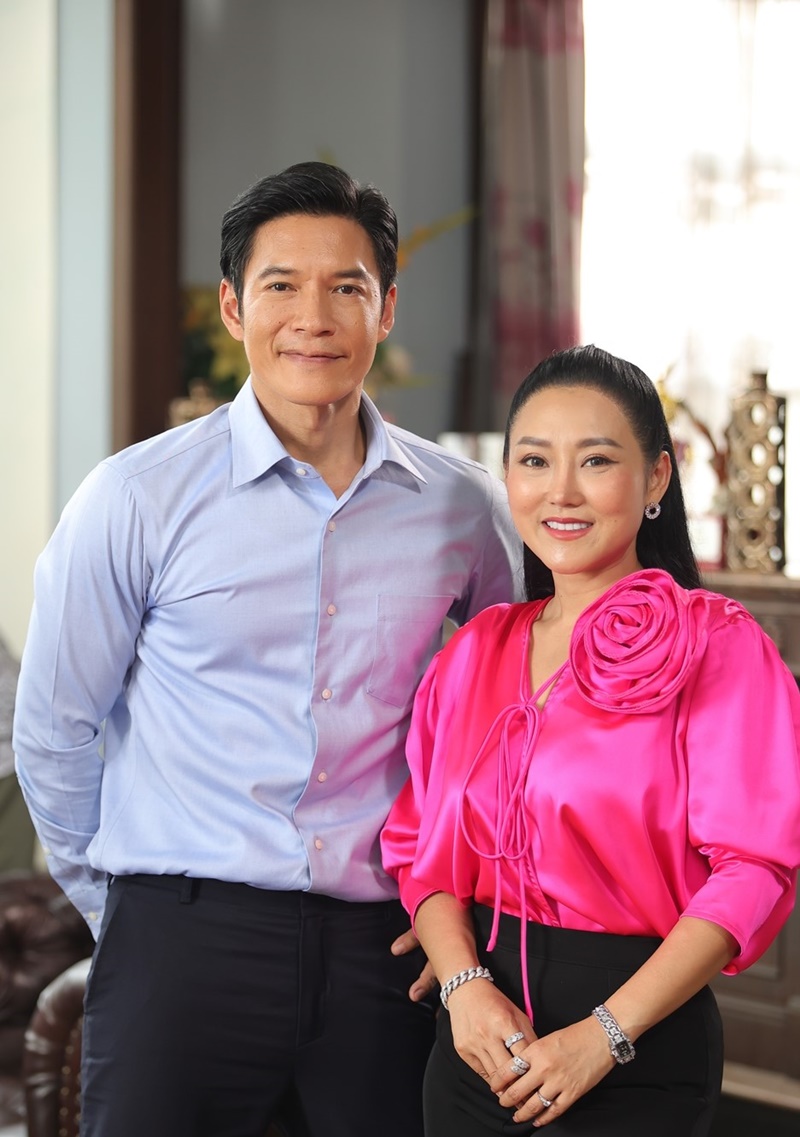 โอป้าลำซิ่ง เอิร์ท ณัฐนันท์ หญิง ธิติกานต์