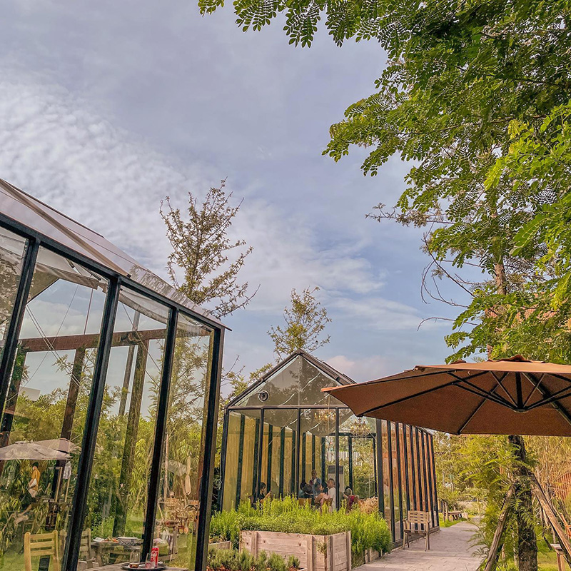 คาเฟ่สไตล์ยุโรป กรุงเทพ