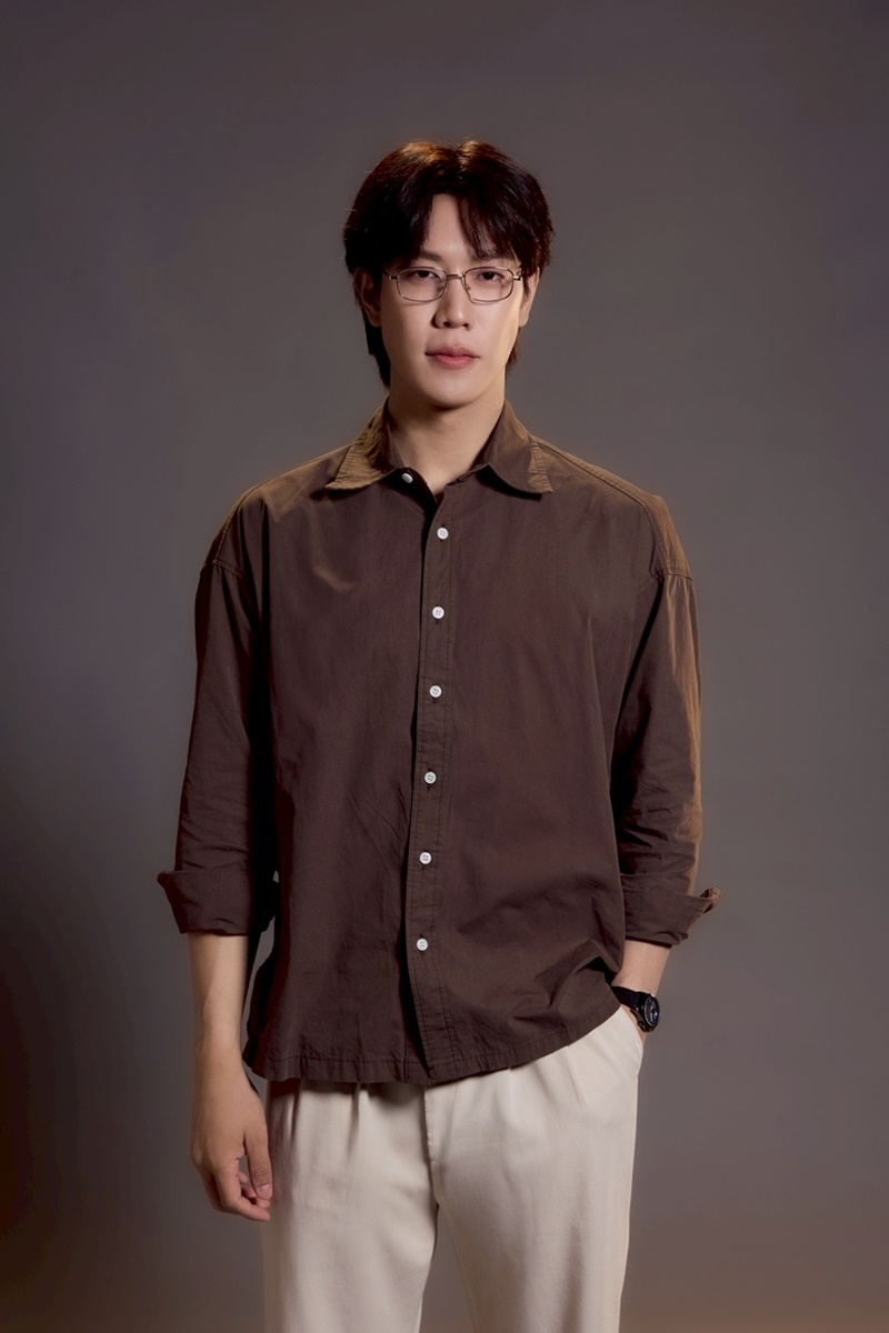 อู นักแสดง WU