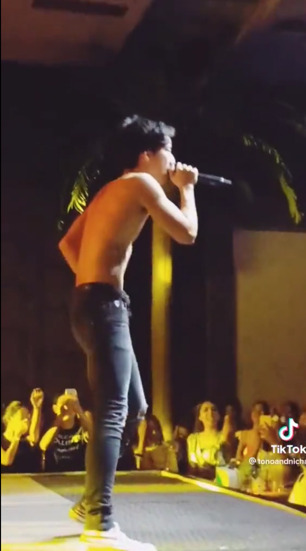 โตโน่ ภาคิน