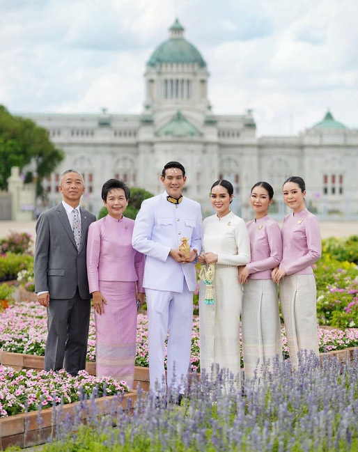 เอวา ปวรวรรณ