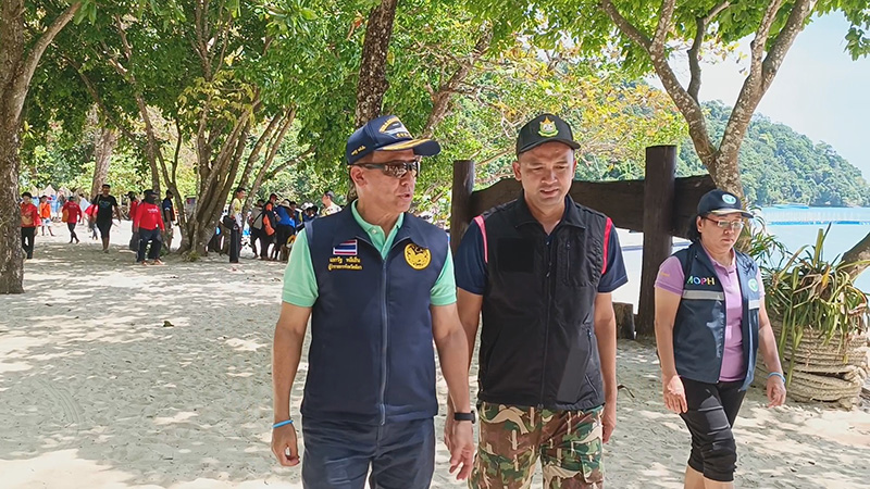 หินแม่ไก่