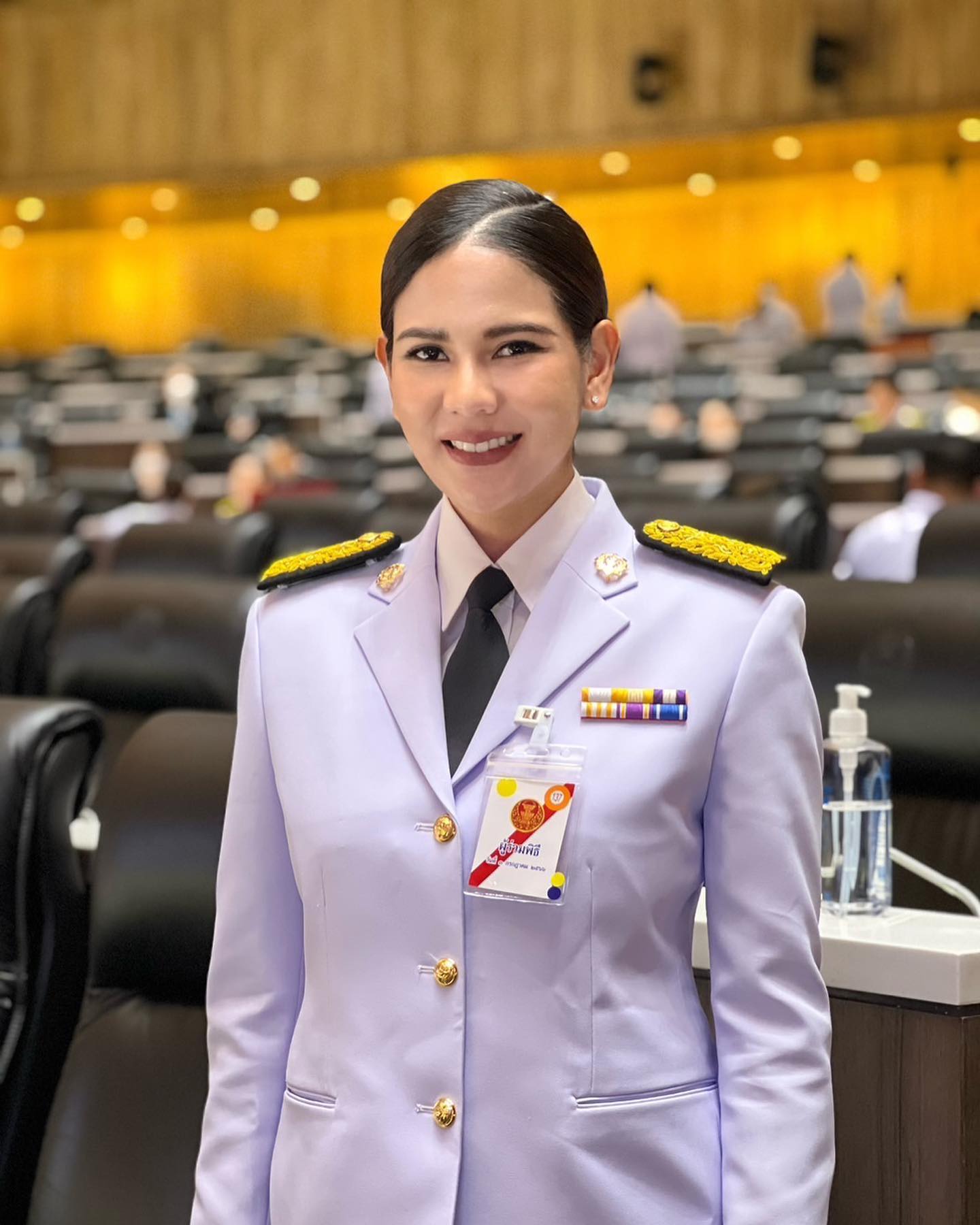 หมิว สิริลภัส