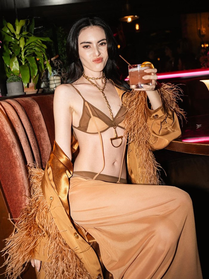 ใหม่ ดาวิกา  Victoria's Secret