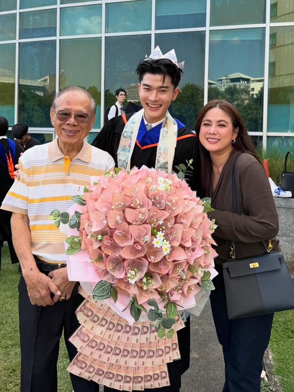 ติ๊ก กัญญารัตน์