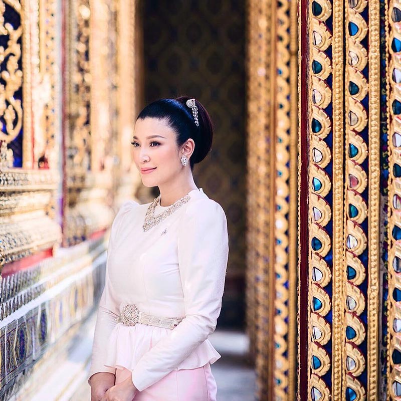 ชุดไปวัดดารา