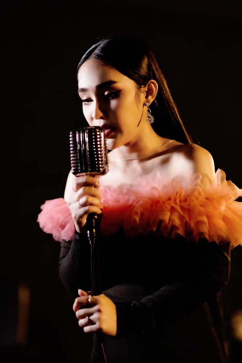 กิ๊ก รุ่งนภา 