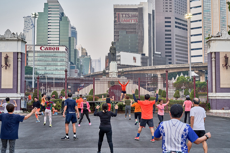 เต้นแอโรบิคสวนลุม