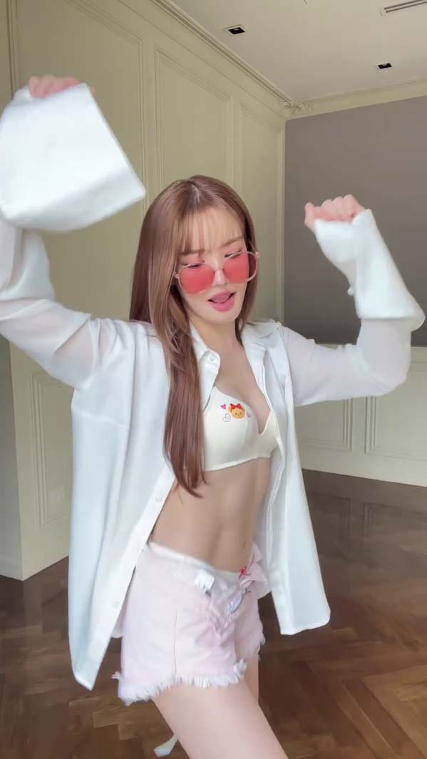 แกรนด์ กรณ์ภัสสร