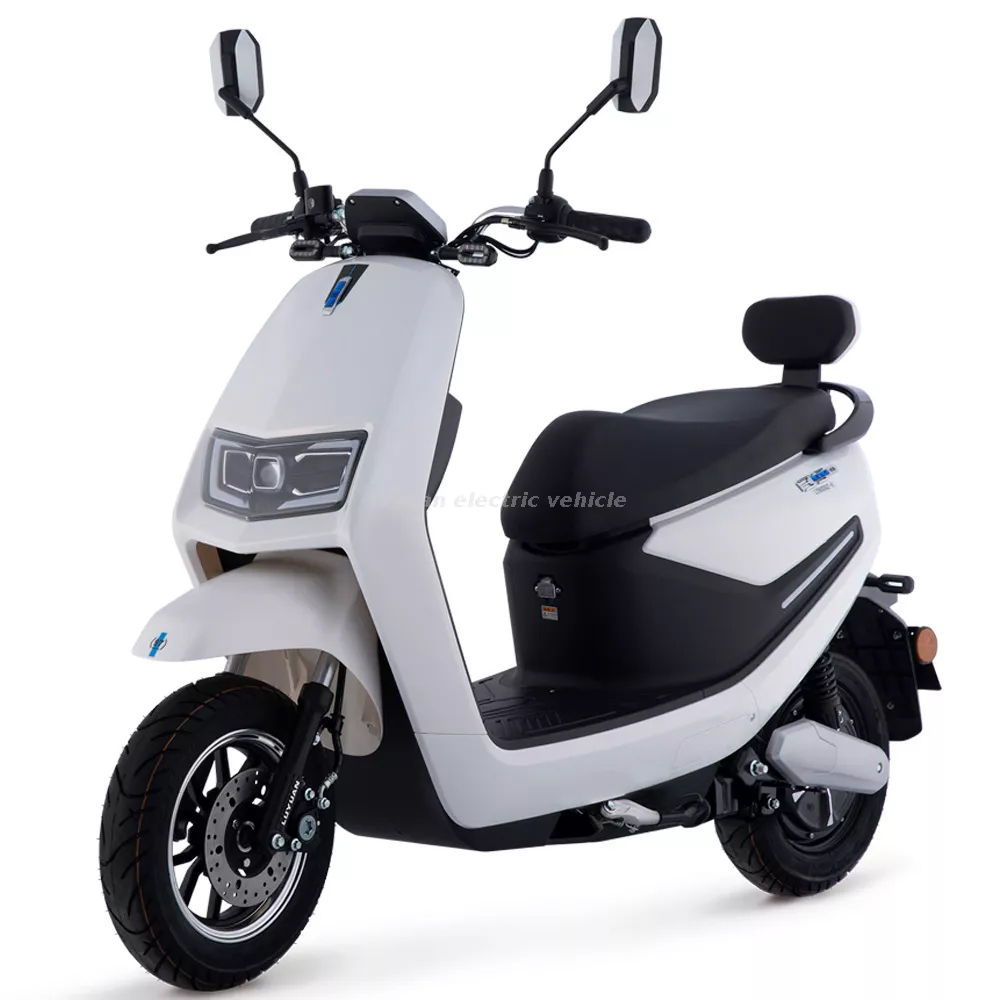 LYVA MB5 2023