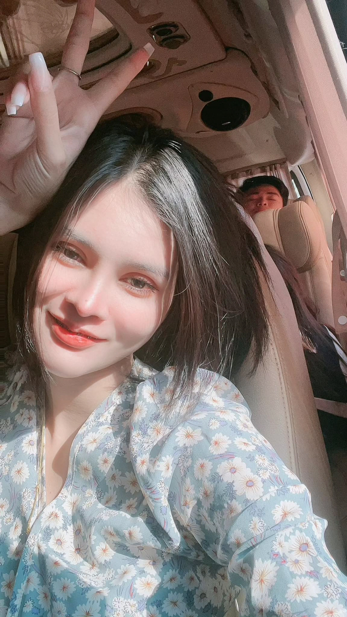 เอ๋ มิรา