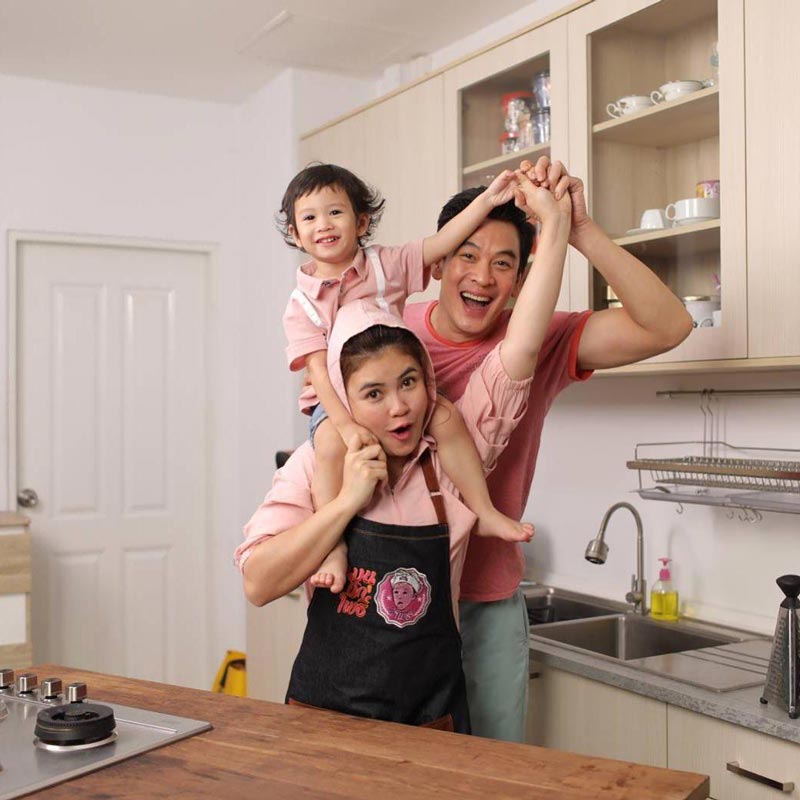 น้องโพธิ์ ลูกชาย ชาคริต