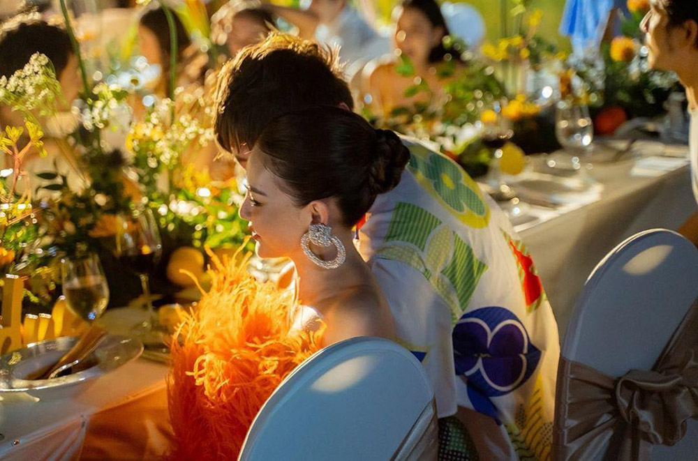 เบนซ์ เดม่อน, ดิว อริสรา