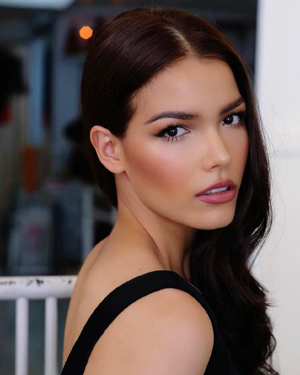 ฟ้าใส ปวีณสุดา