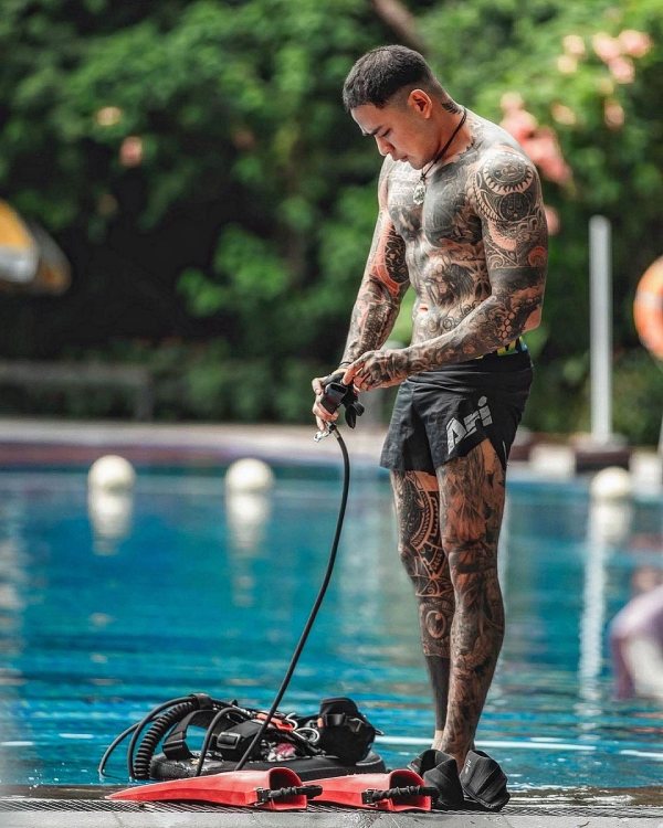 รอยสัก แทค ภรัณยู